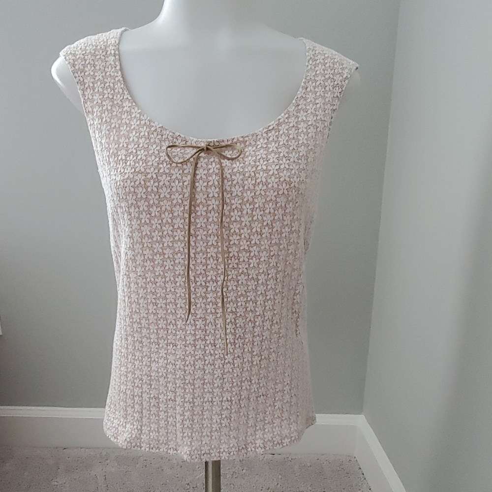VENUS BLOUSE - Picture 1 of 7